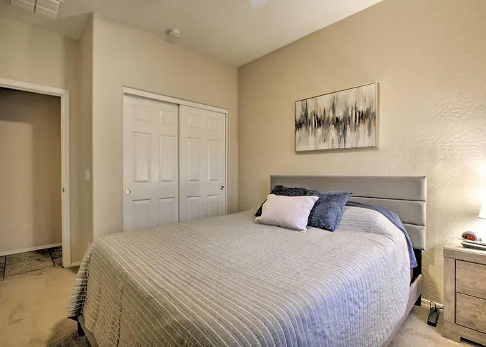 Sunny Surprise Vacation Rental W/ Pool, Near Golf! Holiday home *